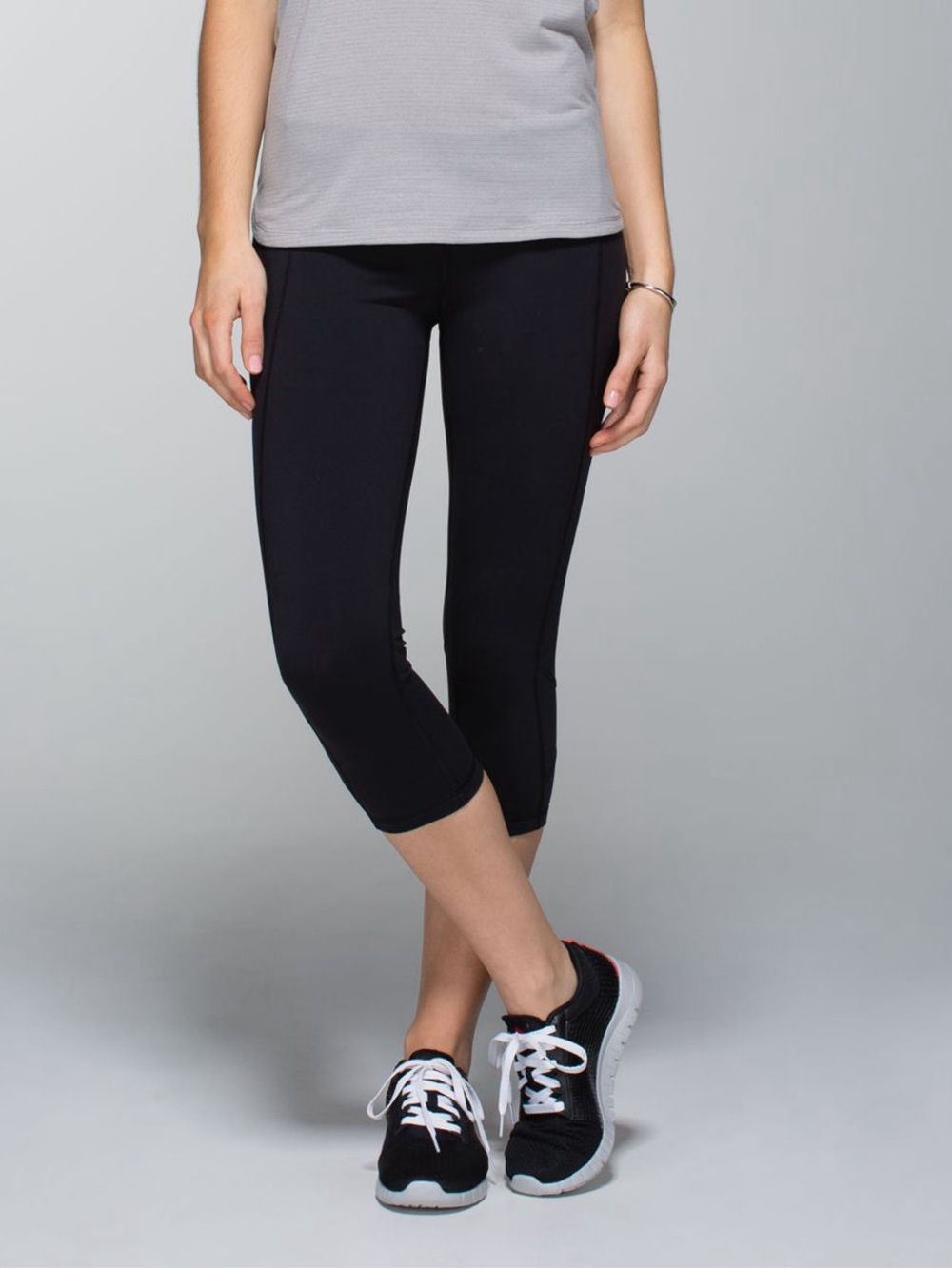 Lululemon Embody Crop
